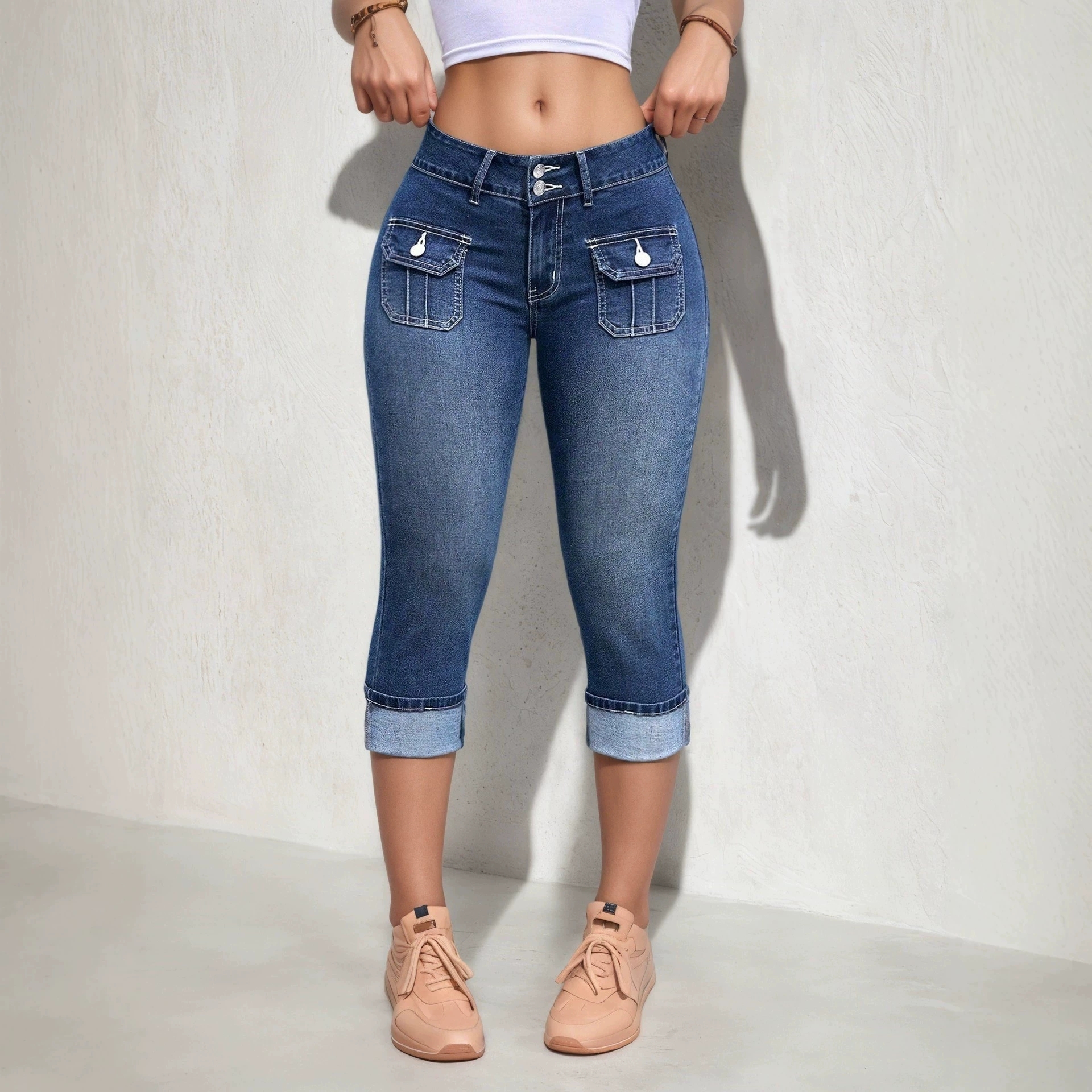Cargo Pocket Cropped Straight Jeans