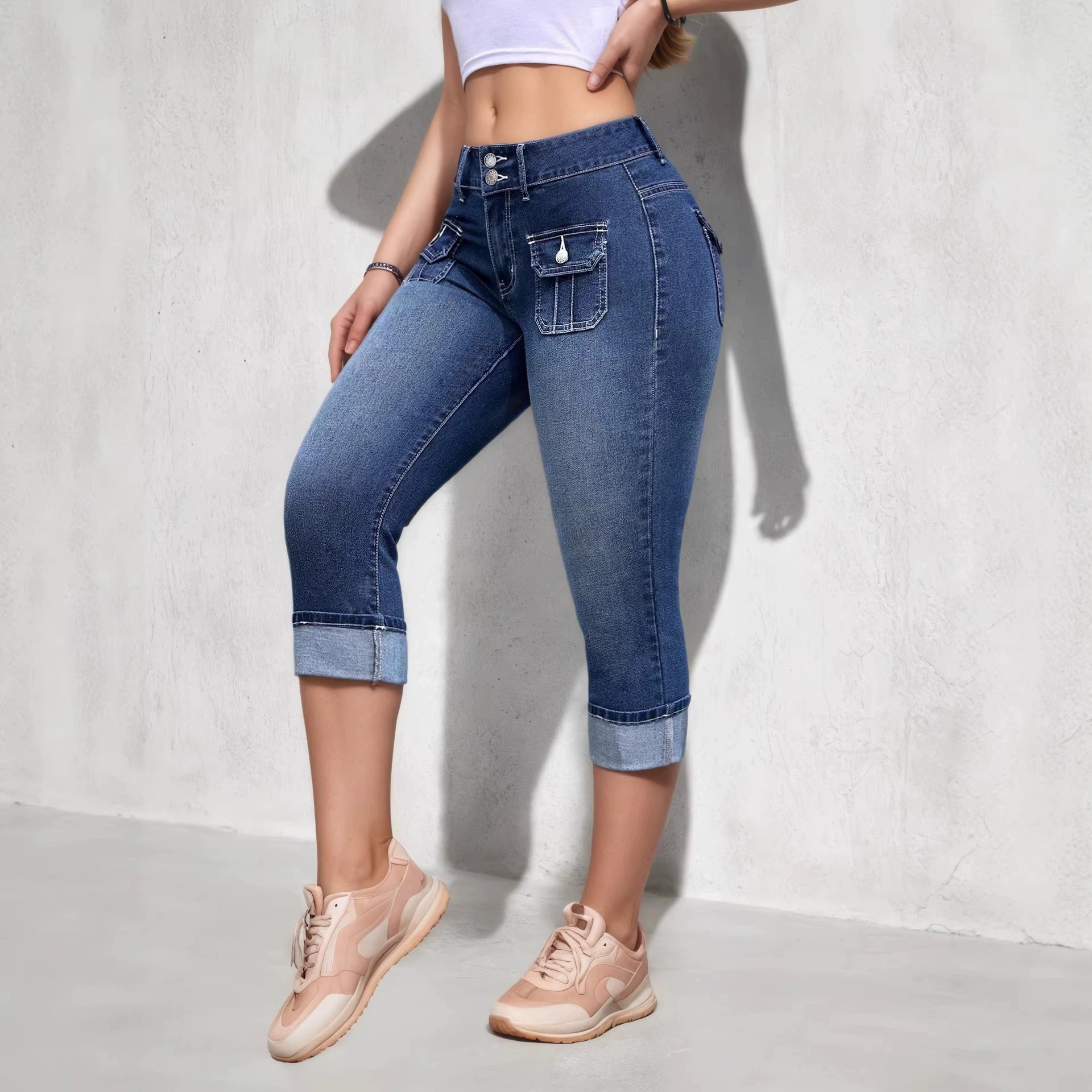 Cargo Pocket Cropped Straight Jeans thumbnail 3
