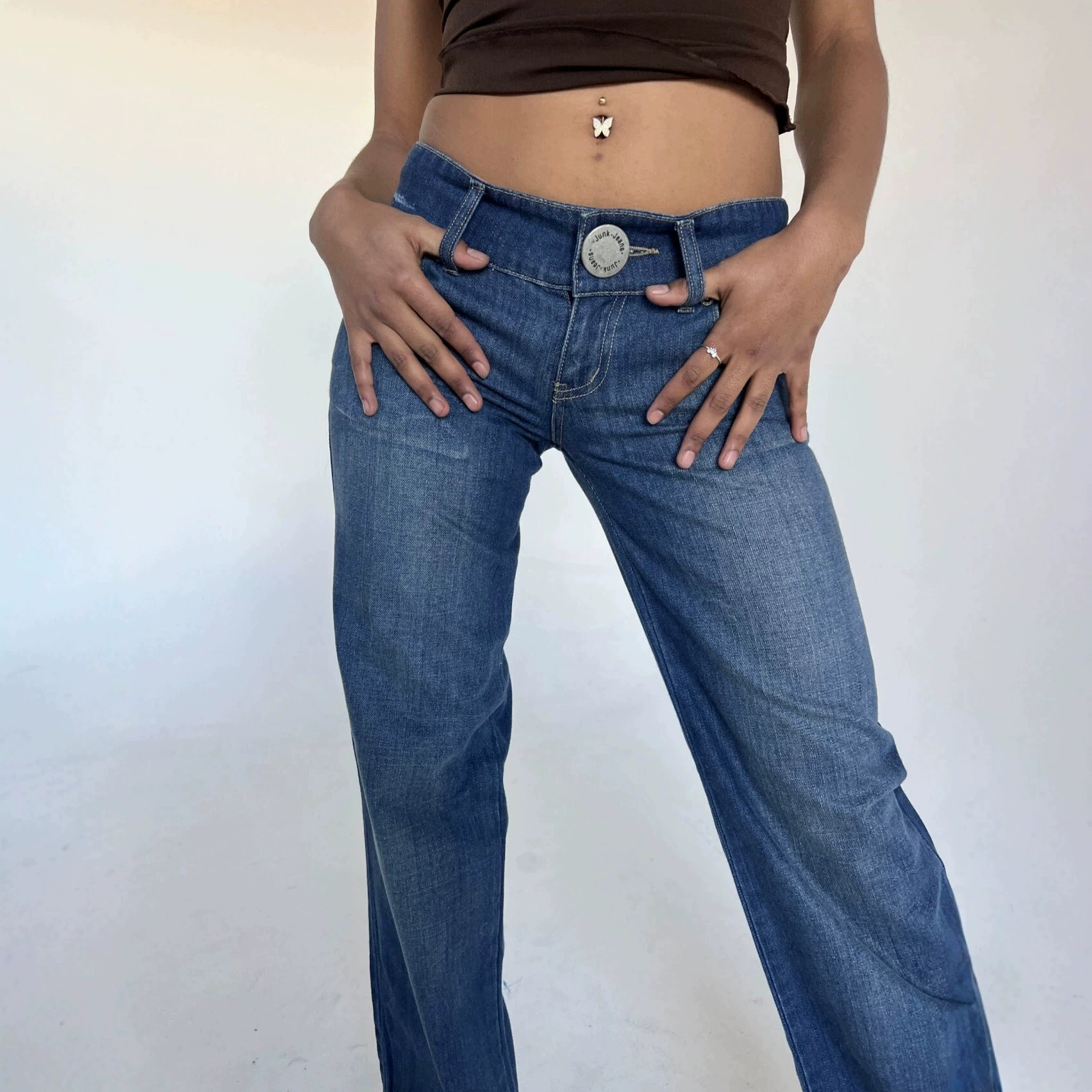 Washed Low Waist Ring Detail Straight Jeans thumbnail 2