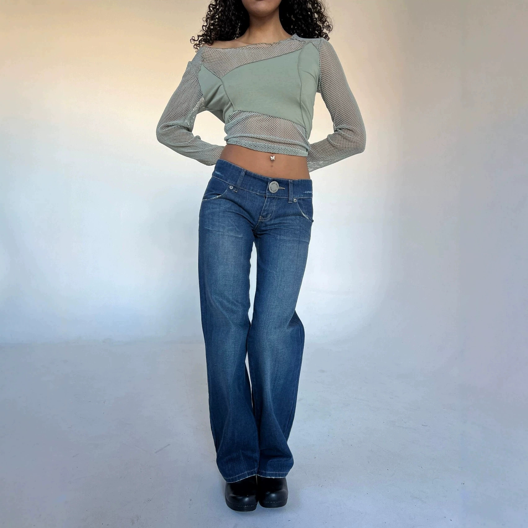 Washed Low Waist Ring Detail Straight Jeans thumbnail 4