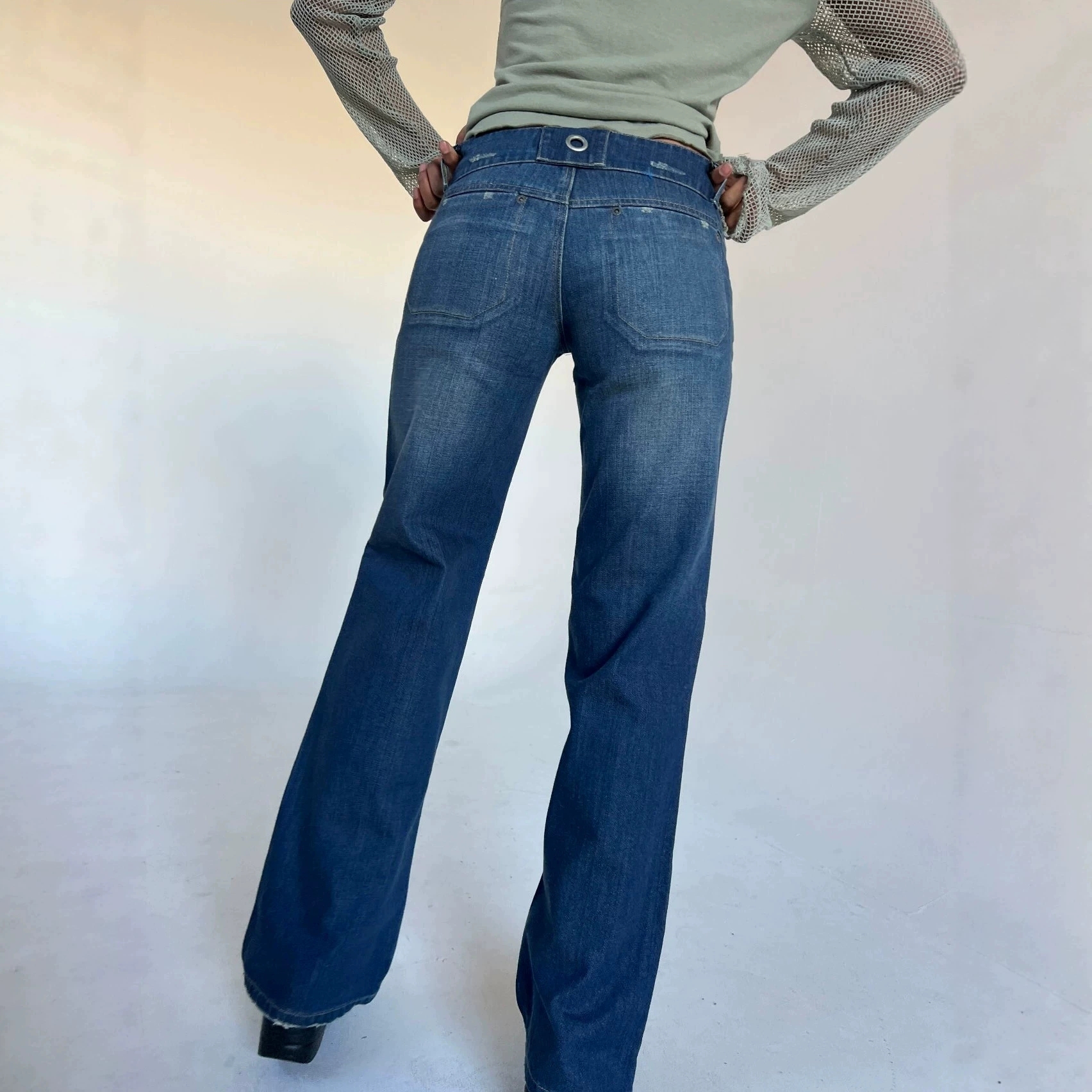 Washed Low Waist Ring Detail Straight Jeans thumbnail 5